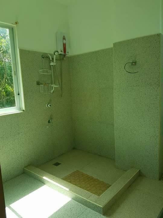 Hangout Beach Resort Катиклан Экстерьер фото